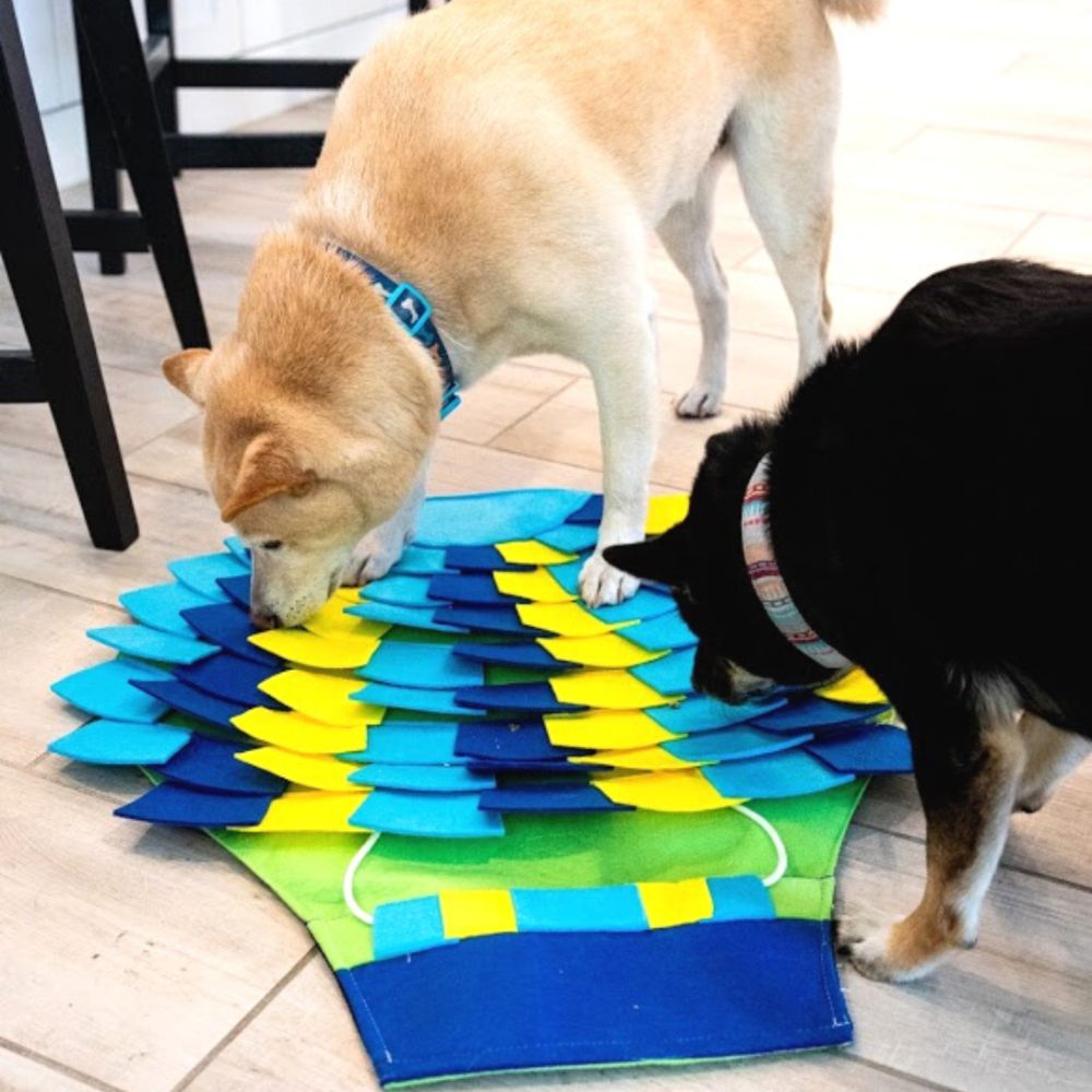 Tapete Rompecabezas Interactivo para Perros - Paradise Hot Air Balloon Snuffle Mat Puzzle Pad de Petique®